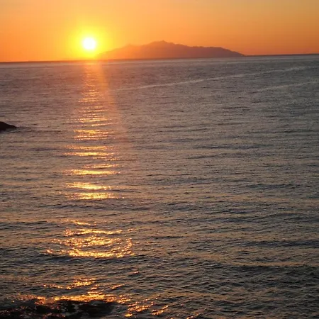 Calme 1 A 3 Personnes Lucciana (Corsica)